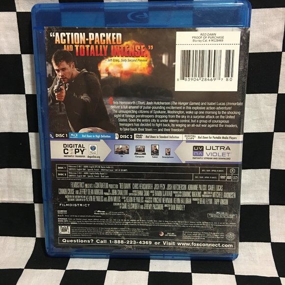 Red Dawn Blu-Ray DVD Combo - Picture 2 of 3
